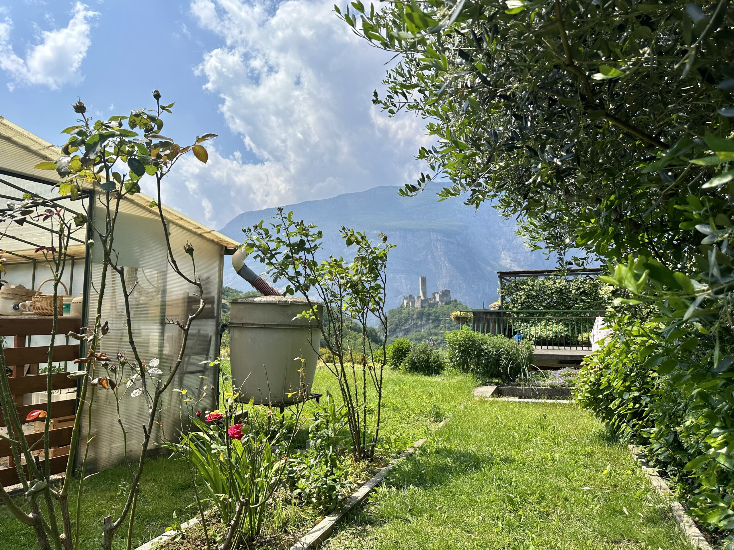 Porzione di casa immersa nel verde di Drena 